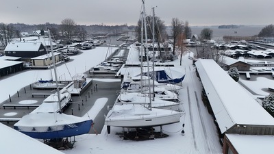 sneeuw-winterberging-vrijbuiter sneeuw-winterberging-vrijbuiter